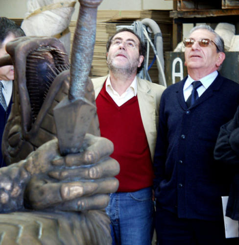 2003-02-08, Monument de Sant Jordi