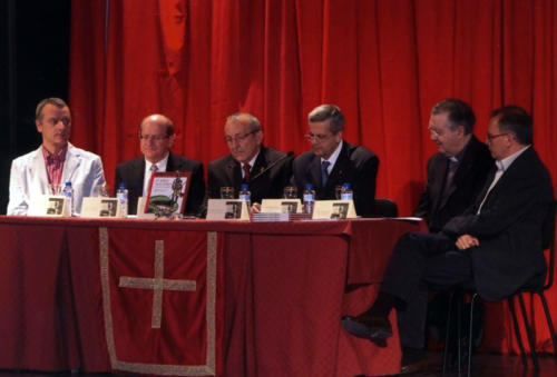 2009-04-05, Präsentation Hier kommt die Geschichte Sant Jordi
